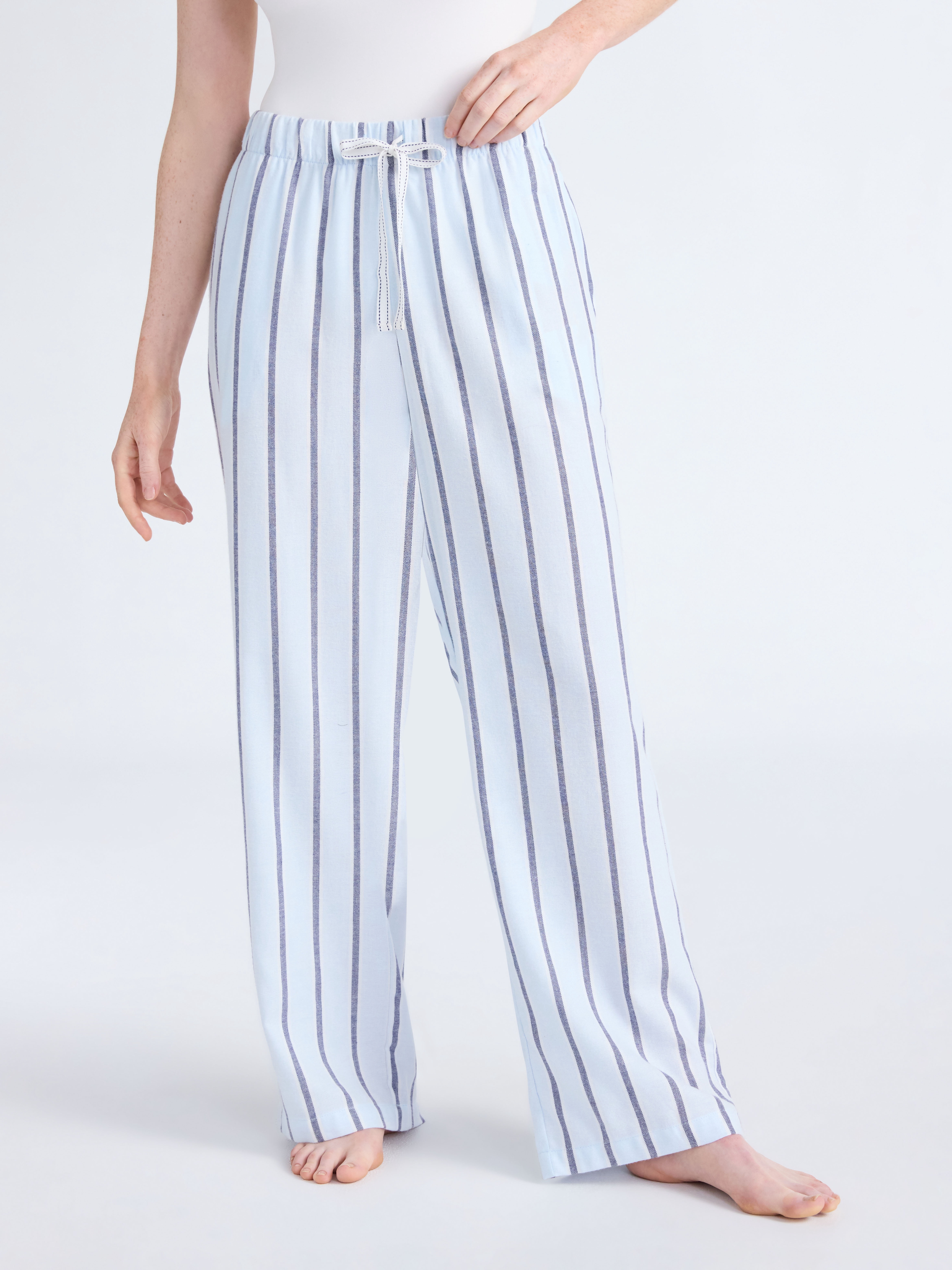 Joyspun Women's Flannel Sleep Pants, 30'' Inseam, Sizes XS-3X