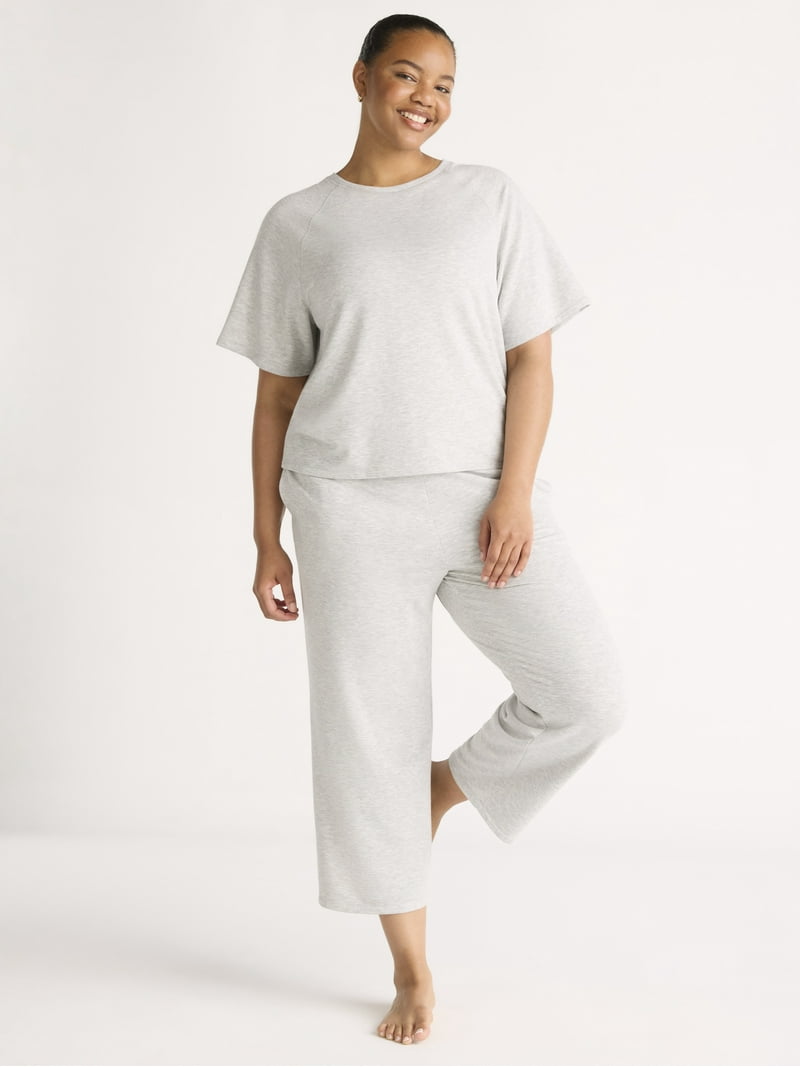 Joyspun Women's French Terry Short Sleeve Top and Capri Pants