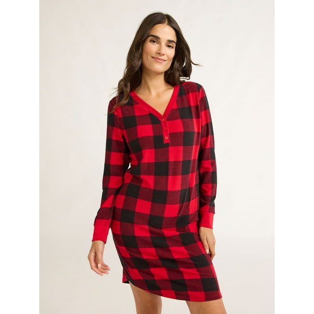 Joyspun Women's Long Sleeve Velour Waffle Henley Sleepshirt with Socks