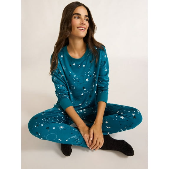 Joyspun Women's Pajama Top, Joggers and Socks Pajama Gift Set, 3-Piece, Sizes S-3X