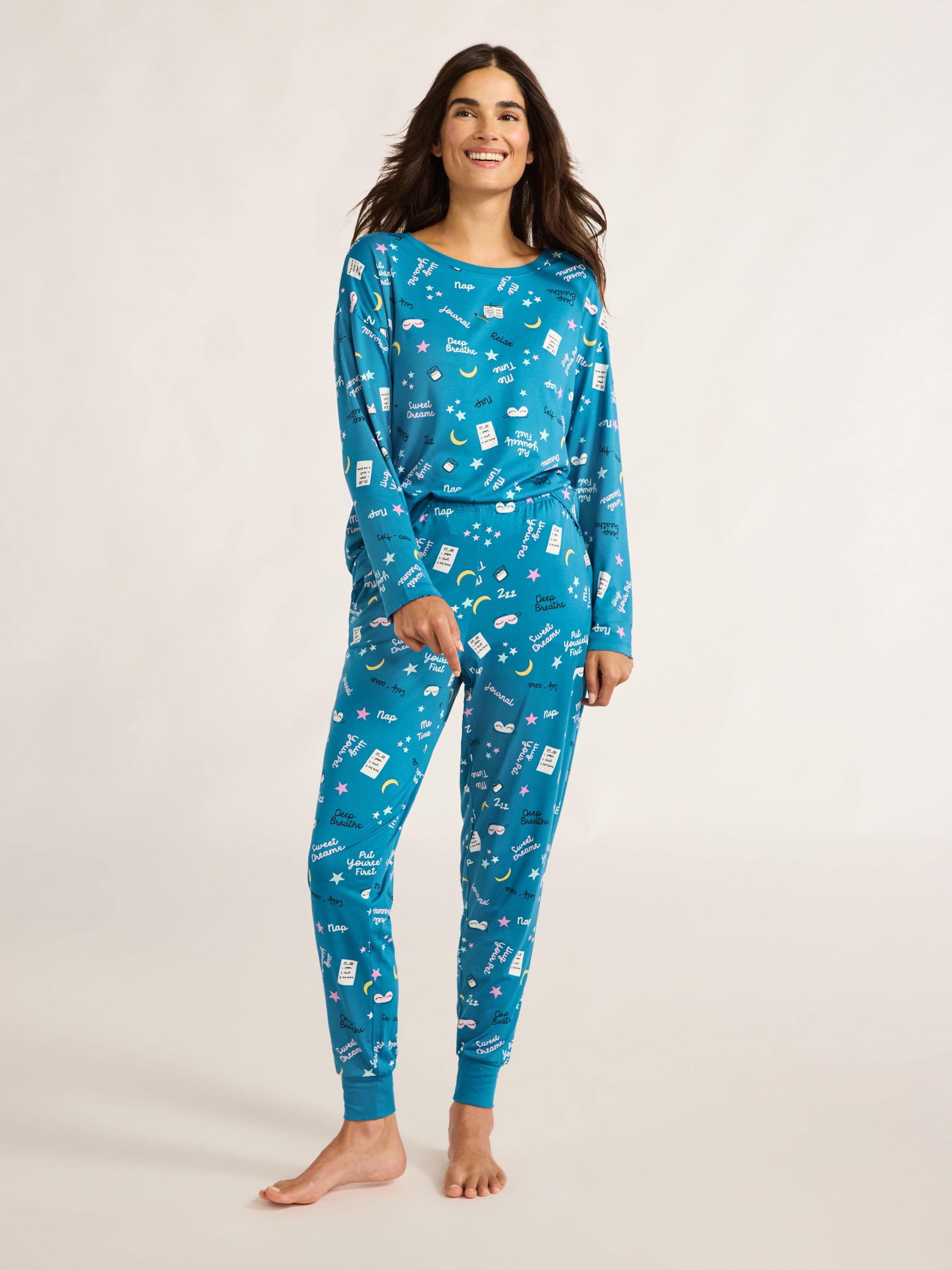 Joyspun Women’s Long Sleeve Tee and Jogger Pants Pajama Set, 2 Piece