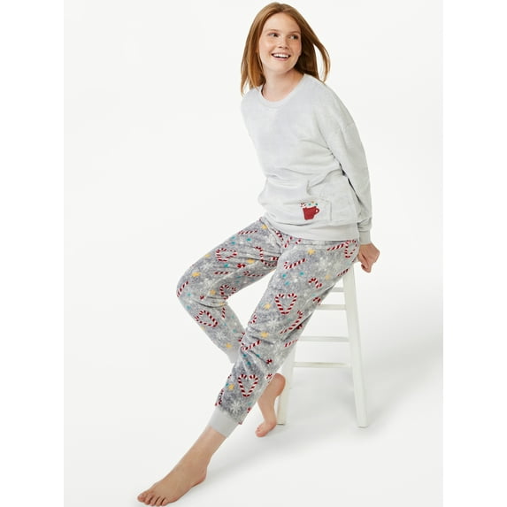 Joyspun Women's Plush Long Sleeve Top and Pants Pajama Set, 2-Piece, Sizes XS to 3X