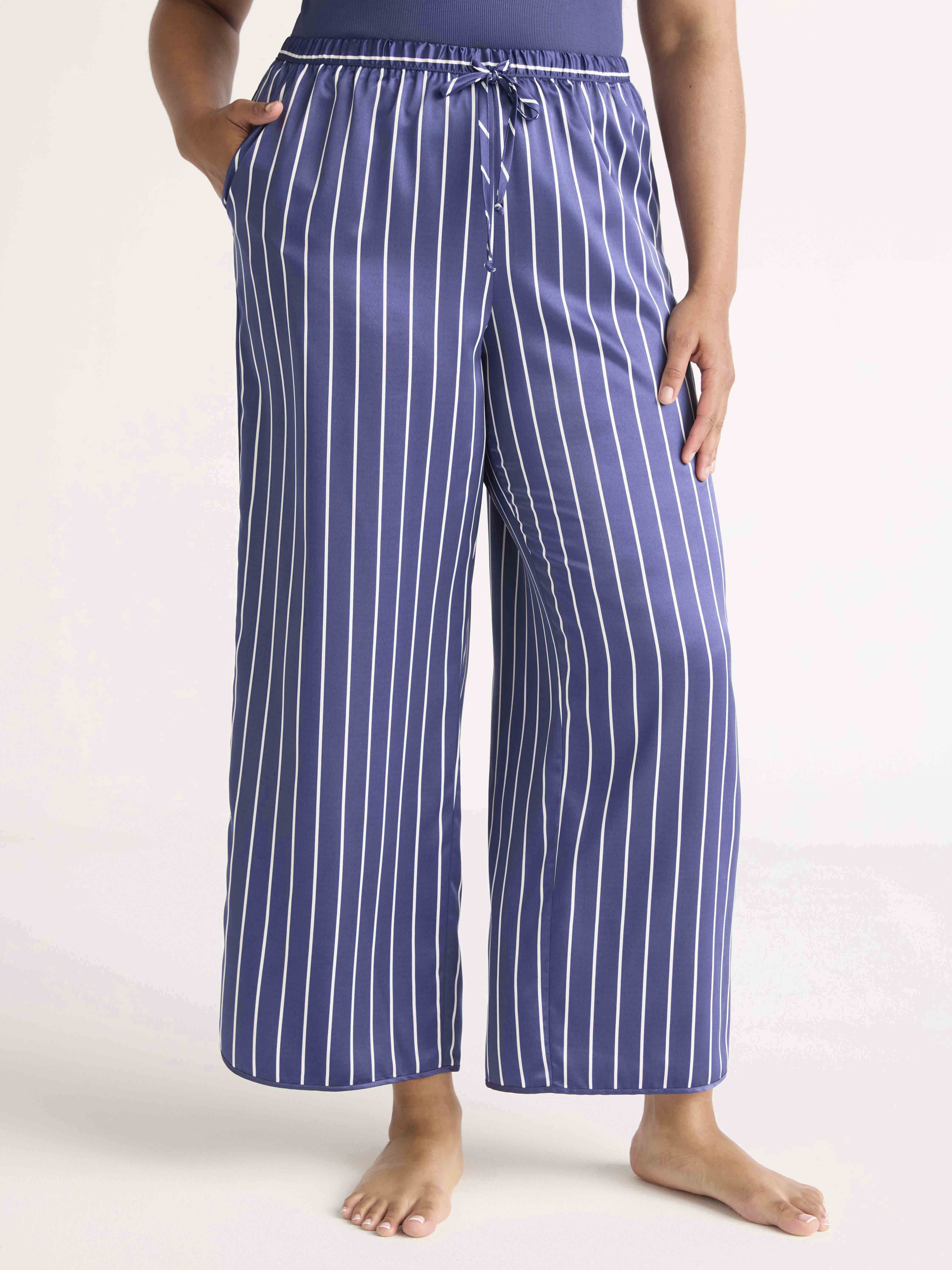 Joyspun Women’s Satin Pants, 28'' Inseam, Sizes XS-3X