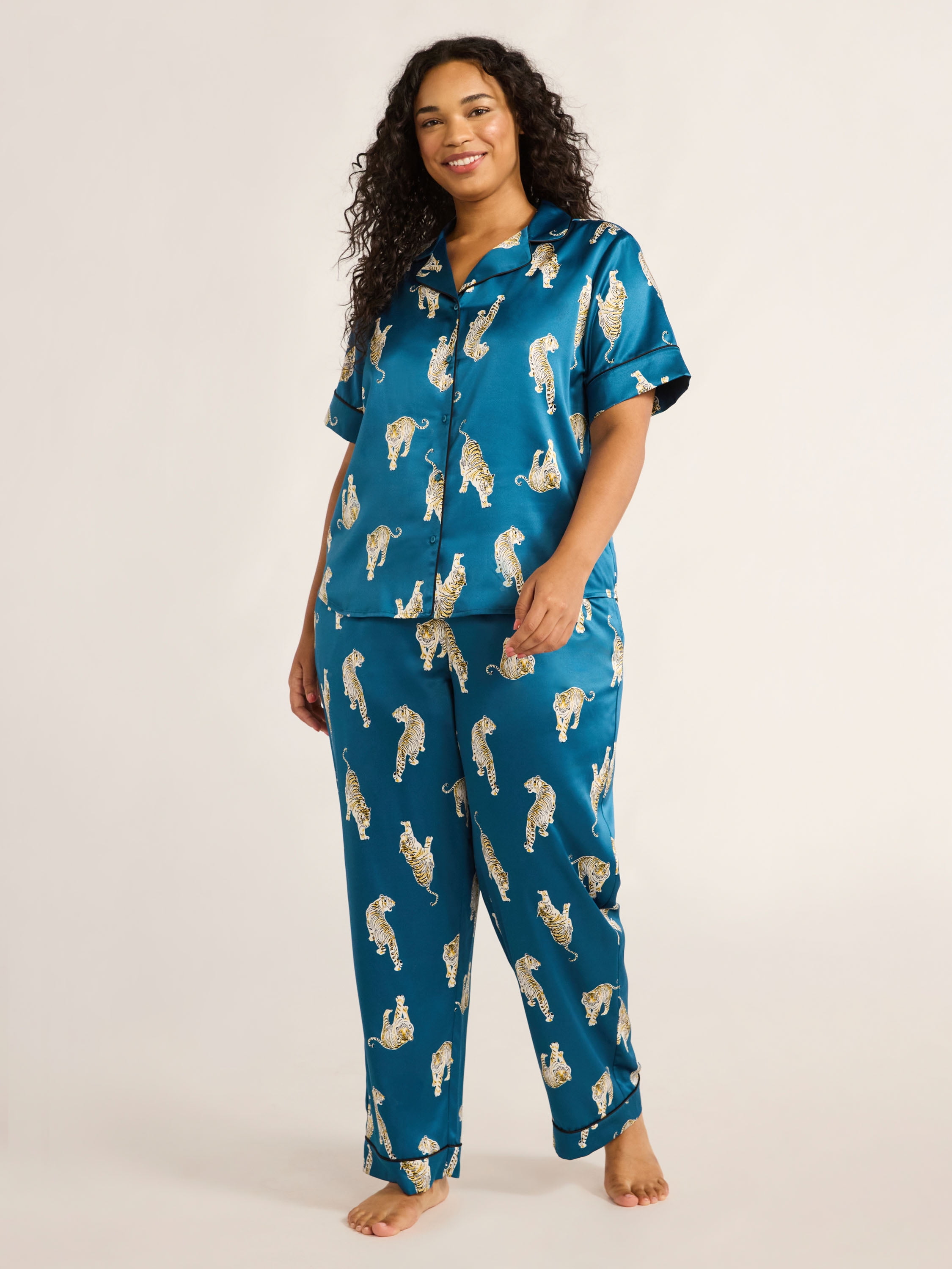Joyspun Women's Satin Top and Pants Pajama Set, 2-Piece, Sizes XS