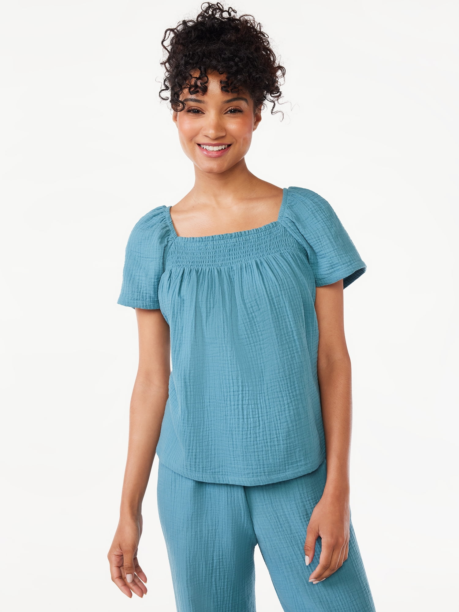 Joyspun Women's Smocked Gauze Sleep Top, Sizes S to 3X