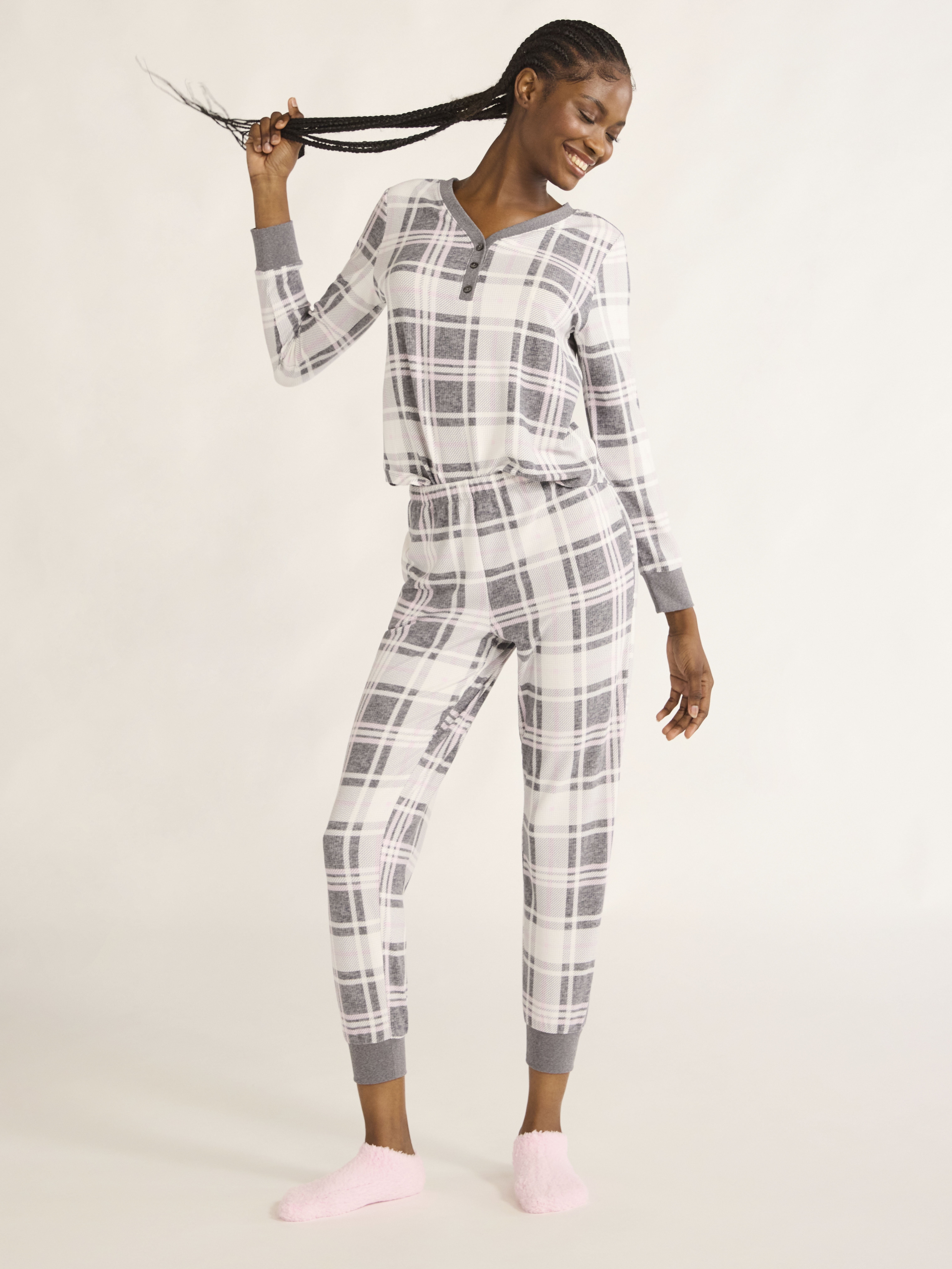 Joyspun Women's Velour Waffle Henley Sleep Top, Jogger Pants and Socks Pajama Set, 3-Piece, Sizes S-3X