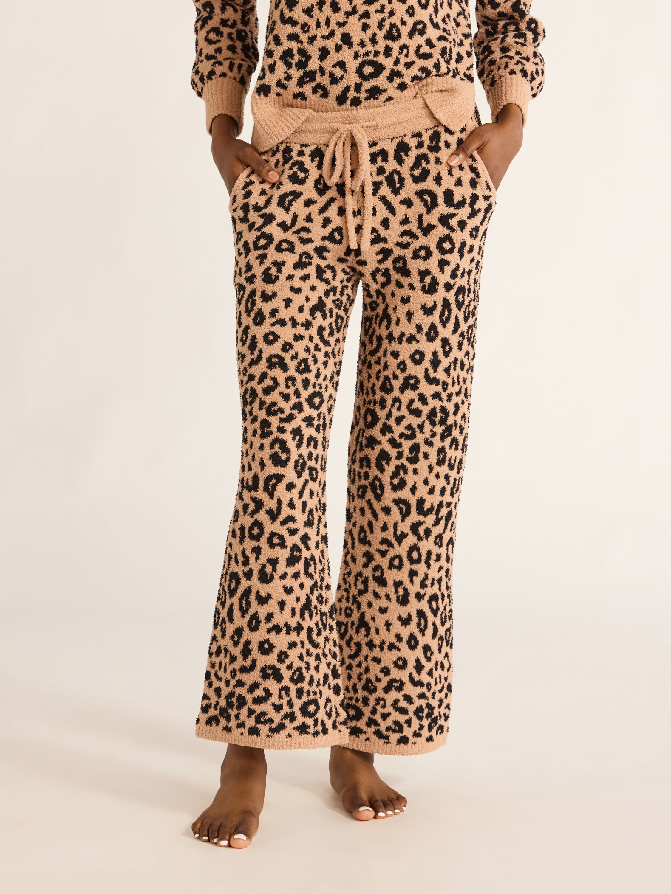 Joyspun Women's and Women’s Plus Chenille Pull-On Pants, 28” Inseam, Size XS - 3X