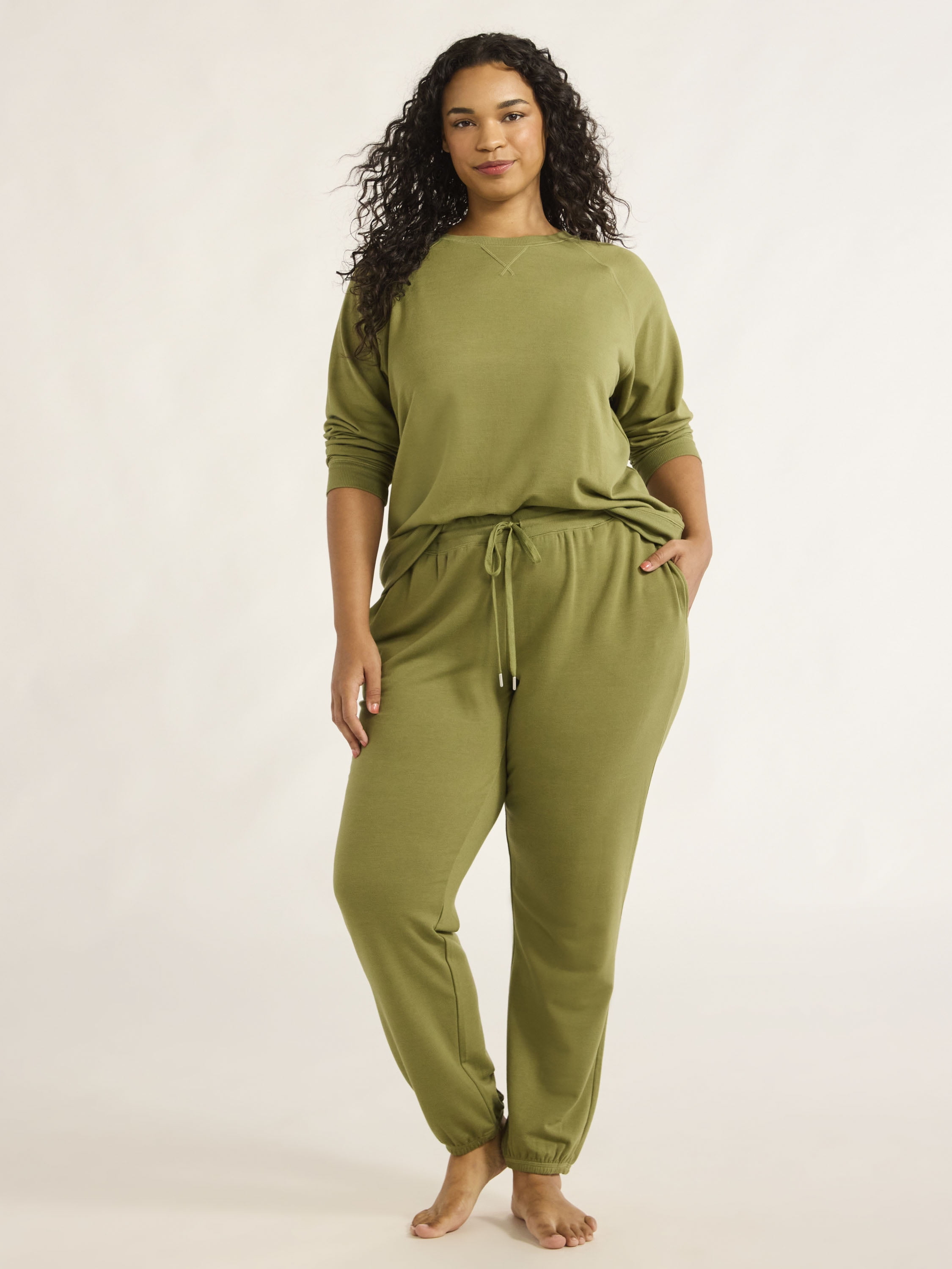 Joyspun Women's and Women’s Plus French Terry Sweatshirt and Joggers Set, 2-Piece, Sizes XS to 3X