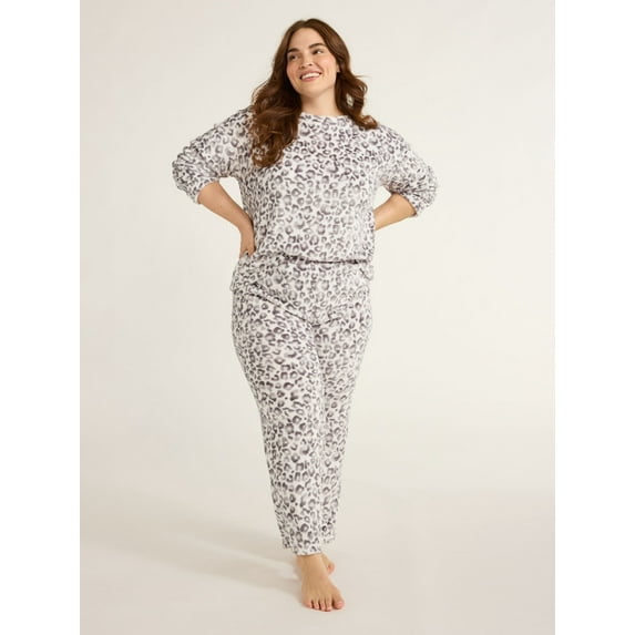 Joyspun Women's Folded Giftable Plush Long Sleeve Top with Pant Pajamas Set, 2-Piece, Sizes S to 3X