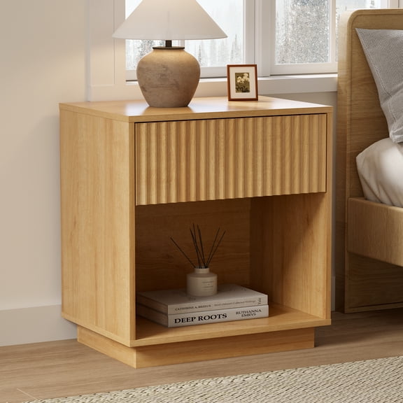 Joyyskill 22 Inch Fluted Nightstand, Wooden Night Stand with Large Storage Drawer & Open Shelf, Mid Century Modern Bedside Tables,Natural Oak