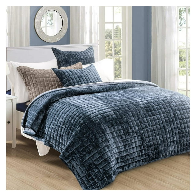 JuRlvC Luxury Velvet Quilt Queen Size, Ultra Soft Velvet Bedding Sets, Lightweight Quilted Velvet Comforter Set, Channel Stitch Oversized Bedspread Coverlet with 2 Pillow Shams, Stormy Blue