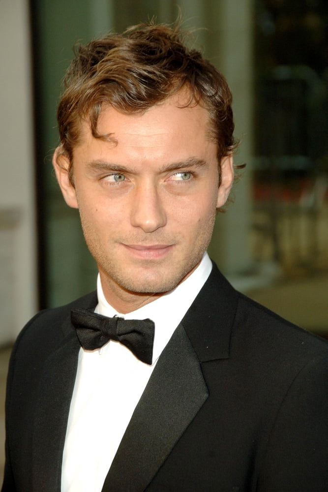 Jude Law At Arrivals For Metropolitan Opera Opening Night Gala Of Madama Butterfly Canvas Art - (16 x 20)