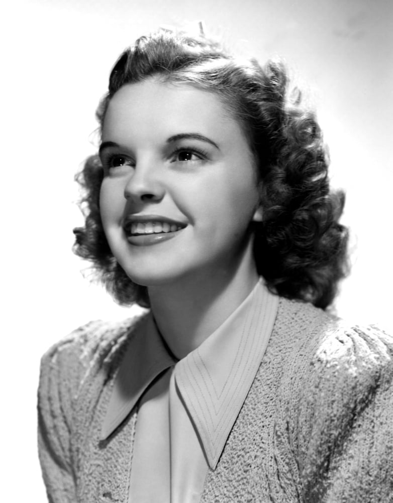 Judy Garland Canvas Art - (16 x 20)