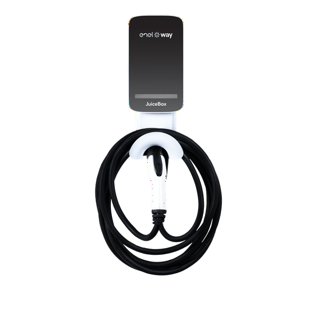 JuiceBox 32 Smart EV ChargerPlug