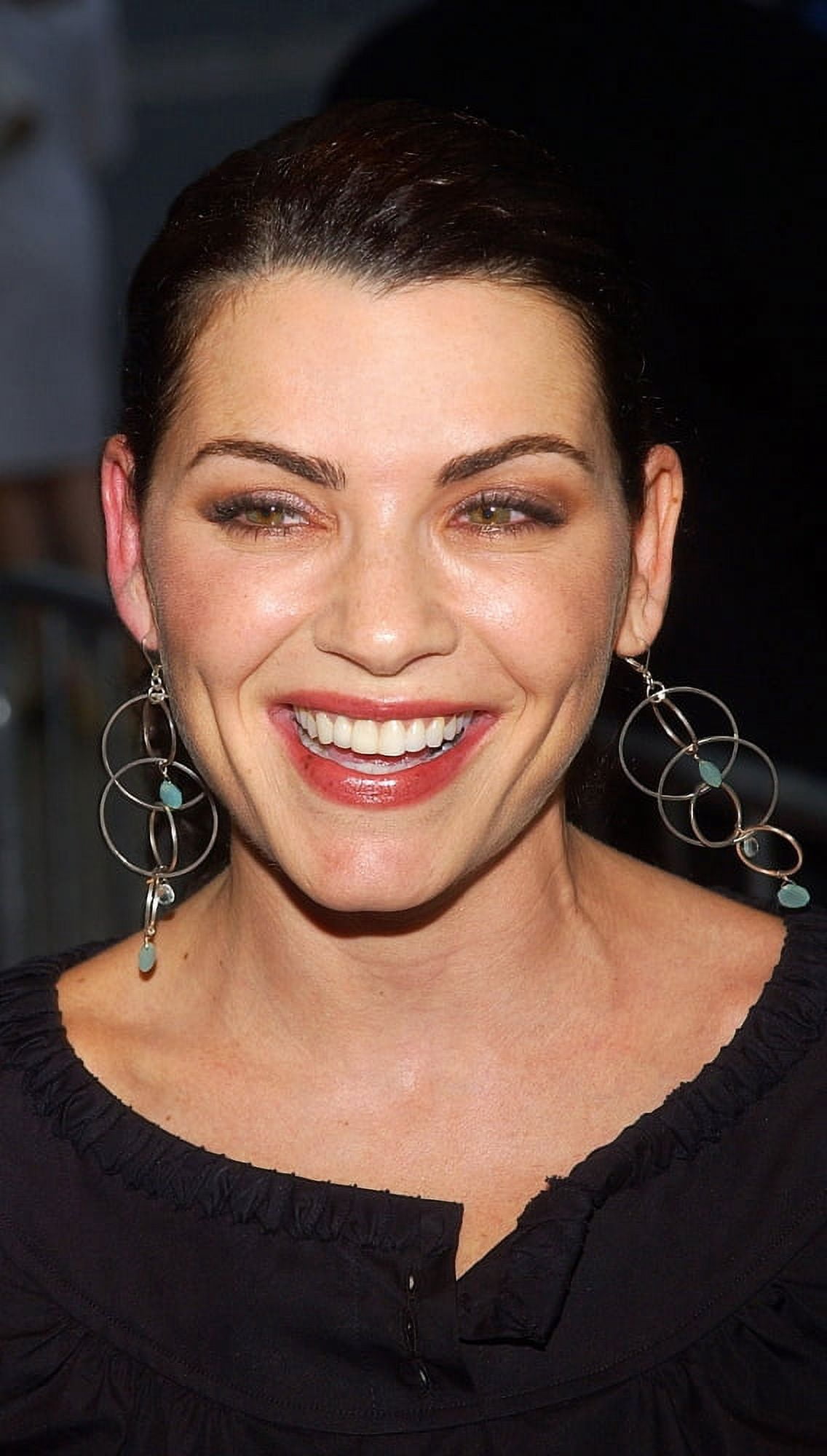 Julianna Margulies At The World Premiere Of The Manchurian Candidate Canvas Art - (16 x 20)