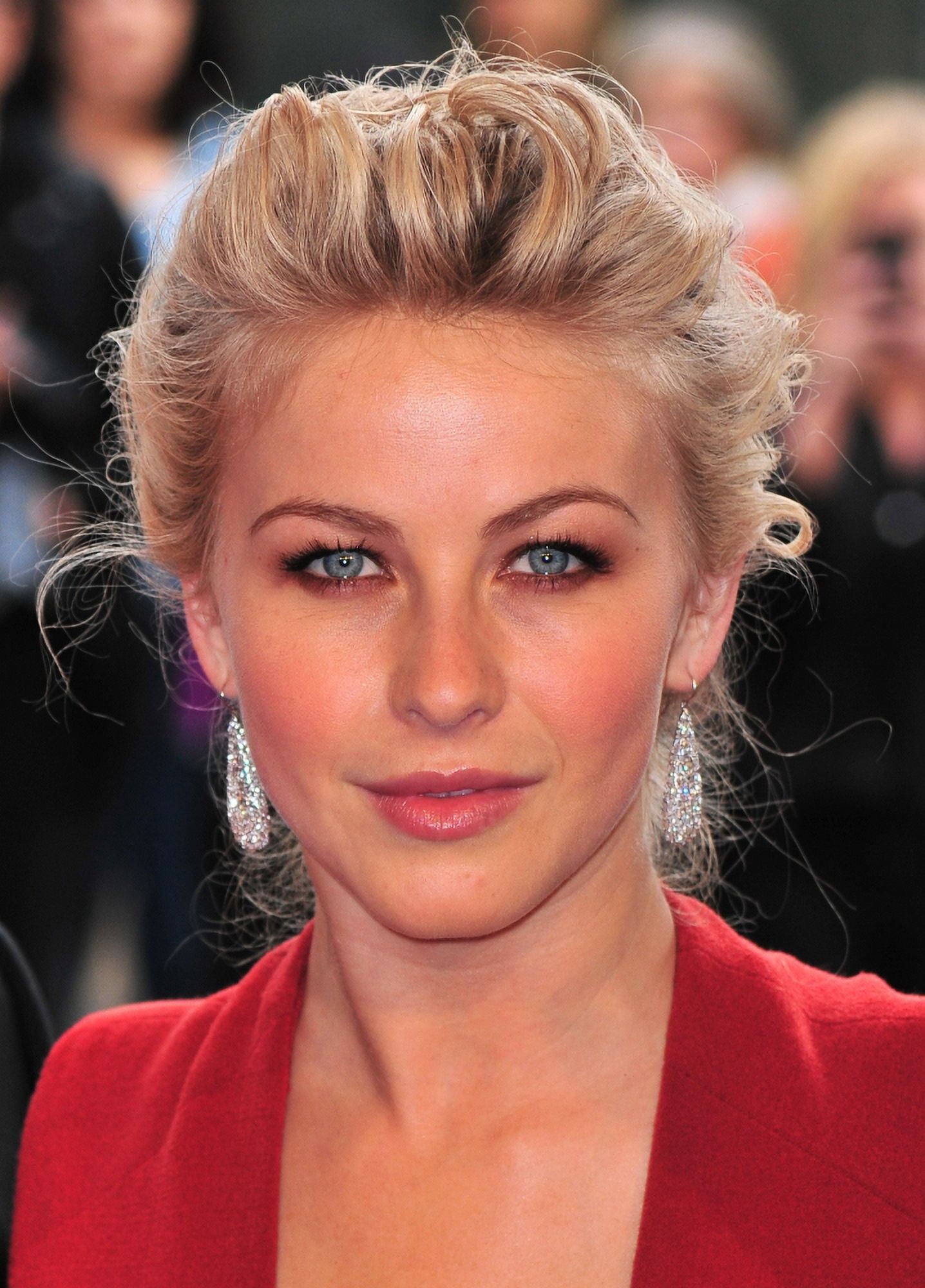 Julianne Hough At Arrivals For 2012 Cfda Fashion Awards Canvas Art - (16 x 20)
