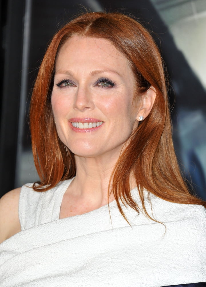 Julianne Moore At Arrivals For Non-Stop Premiere Canvas Art - (16 x 20)