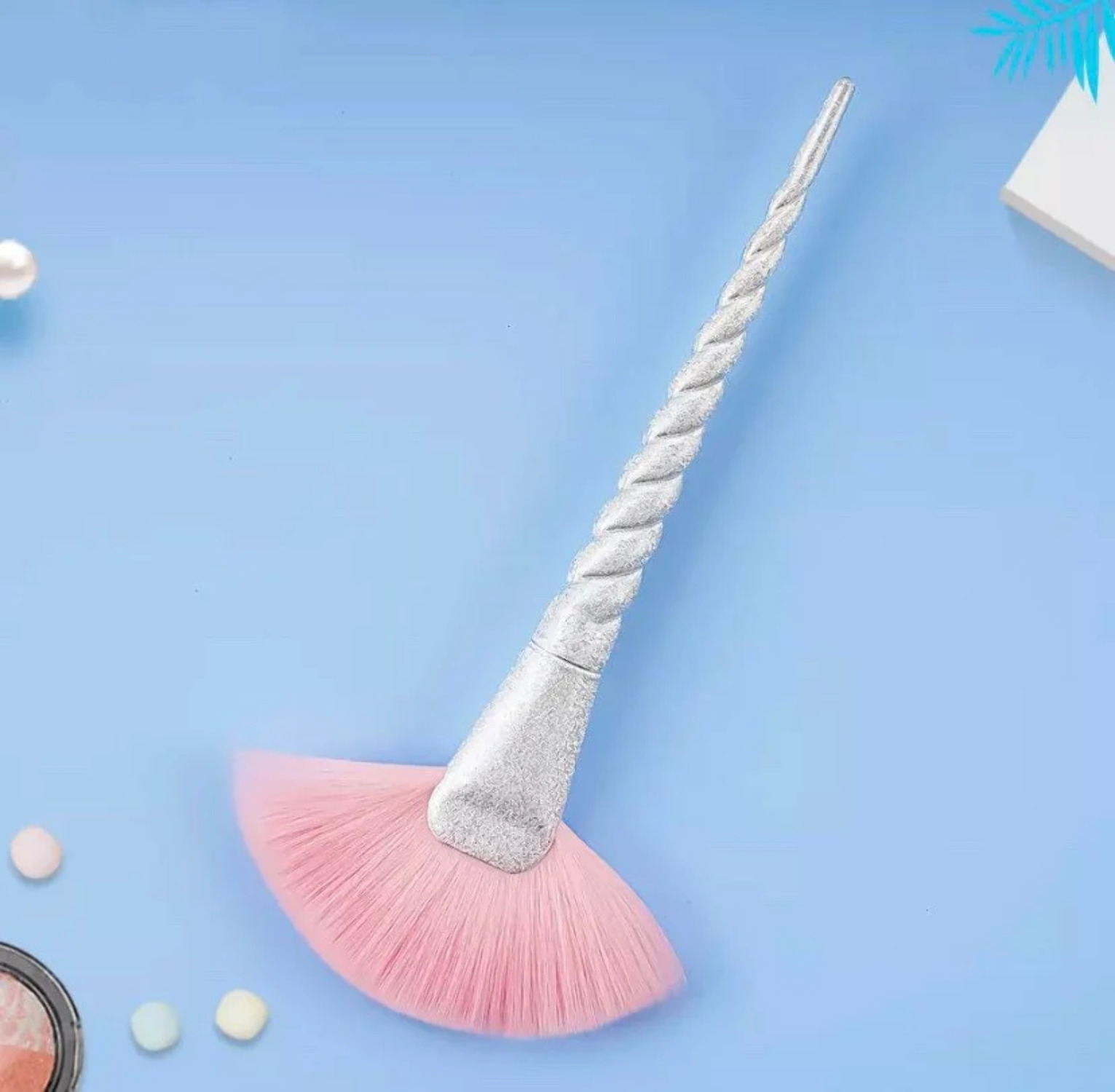 Jumbo Fan Shaped Rainbow Makeup Brush