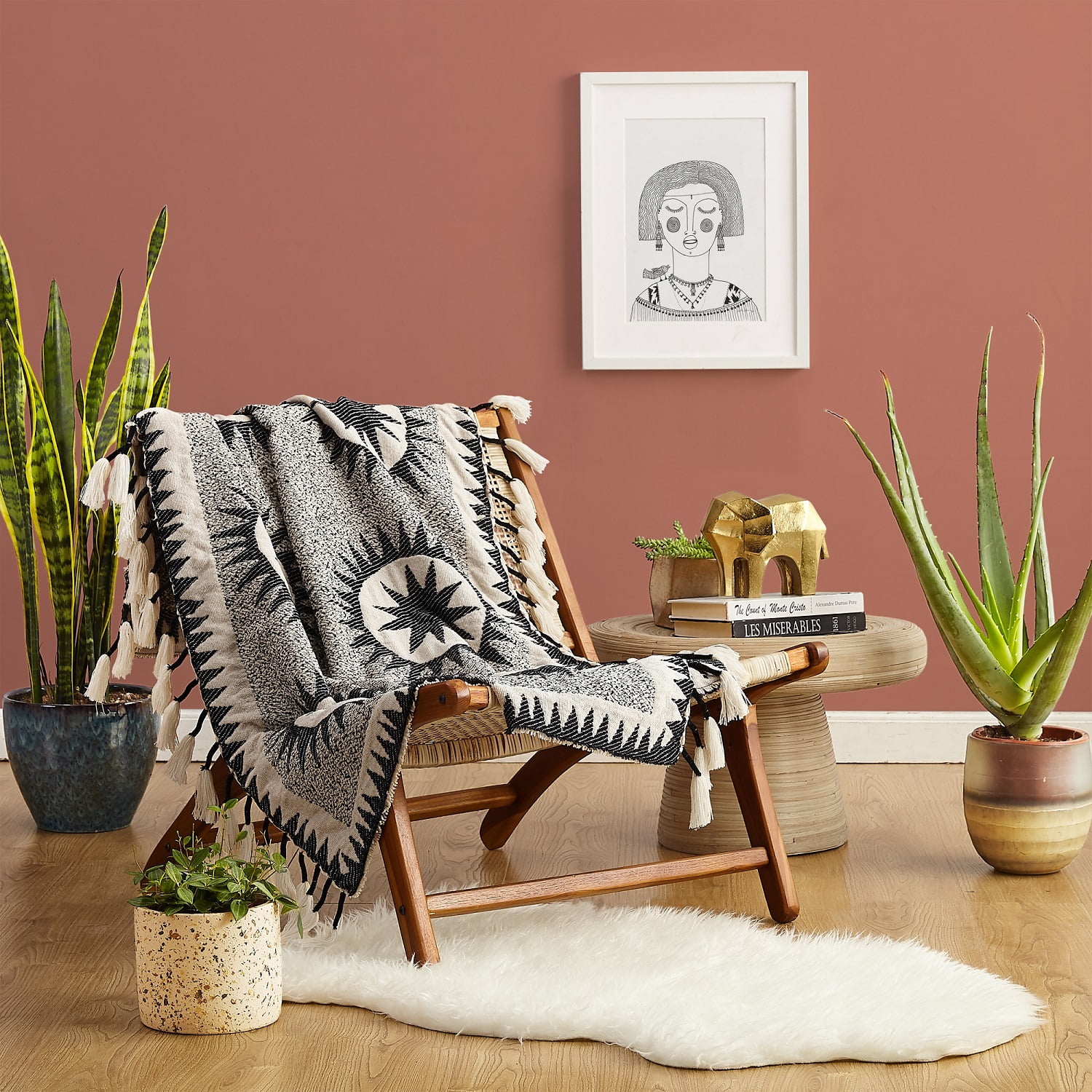 Soleil Cream and Black Polyester Acrylic Throw Blanket with Tassels