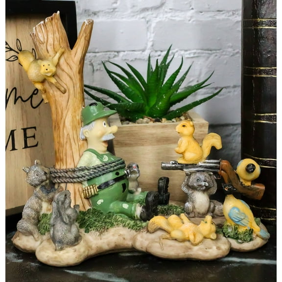 Jungle Patrol Bear Rabbit Turkey Squirrel Raccoon With Captured Hunter Figurine