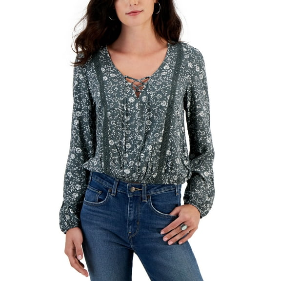 Juniors' Lace-Up V-Neck Crochet-Trimmed Top Thyme XS