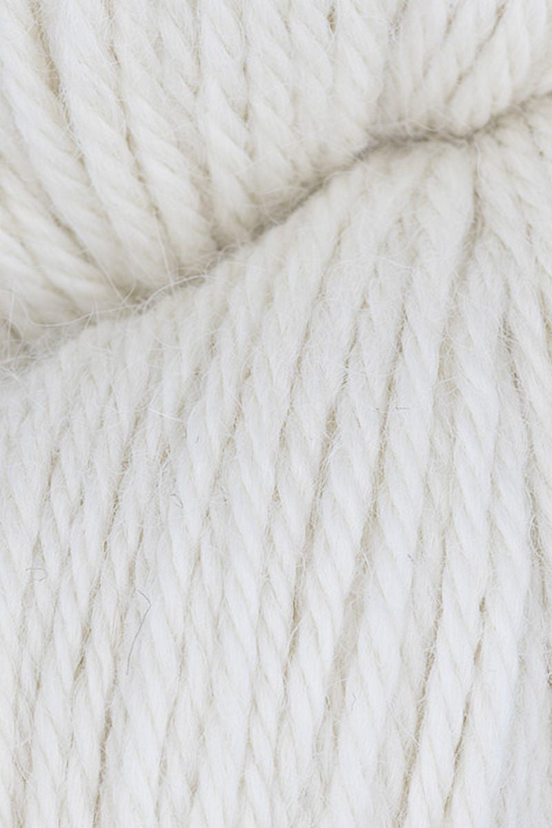 Juniper Moon - Herriot Knitting Yarn - Talc (# 01)
