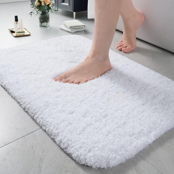 Junovo Soft Bathroom Rug Runner Absorbent Microfiber Bath Rugs for Bathroom Non Slip Bath Mat for Tub, Shower Floor,24"x36",White