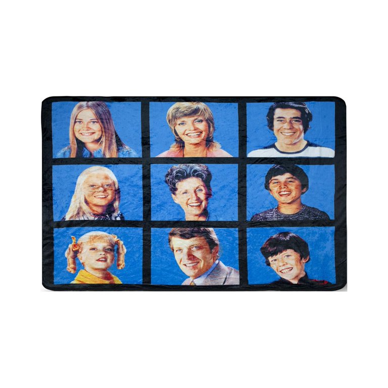 https://i5.walmartimages.com/seo/Just-Funky-The-Brady-Bunch-Fleece-Throw-Blanket-45-x-60-Inches_8a0abf44-4a9e-495c-83f3-8f511b8014b0.b9e05d03b9a263e9c3416ffdd9e33322.jpeg?odnHeight=768&odnWidth=768&odnBg=FFFFFF