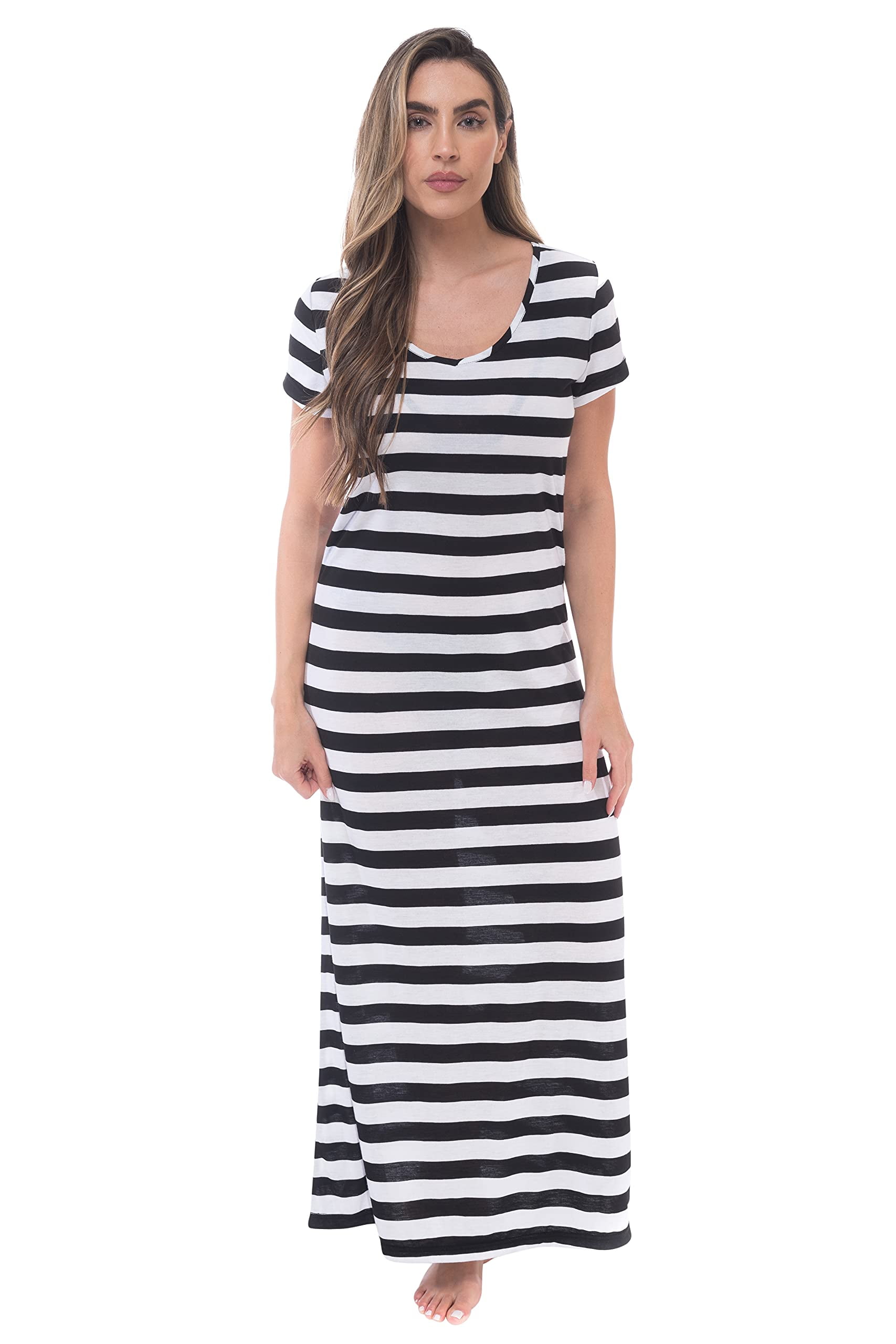 black and white jersey maxi dress Black And White Printed V-Neck Maxi Dress With Long Sleeve And Slit