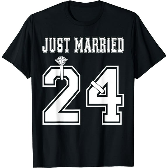 Just Married 2024 Wife Husband Matching Honeymoon Funny Creative Graphic T-Shirt
