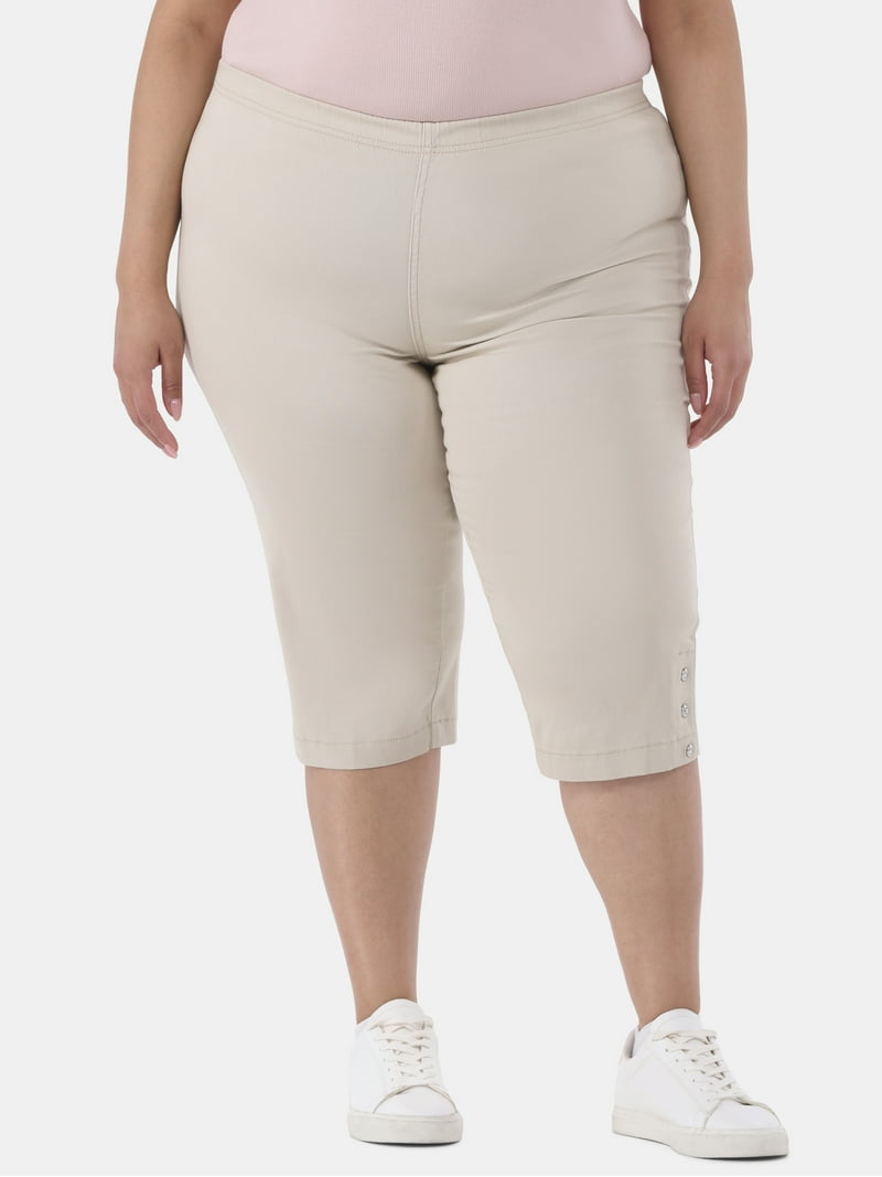 women's Plus Size Pull on Bling Tab Capri Stretch Capris
