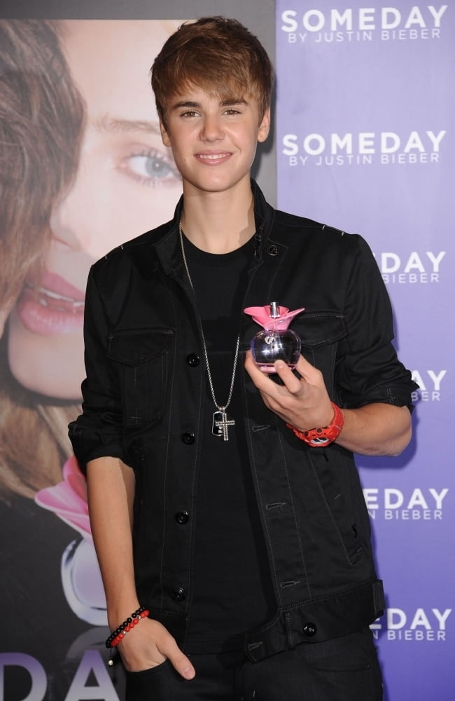 Justin Bieber At InStore Appearance For Justin Bieber Someday Fragrance Launch, Macy