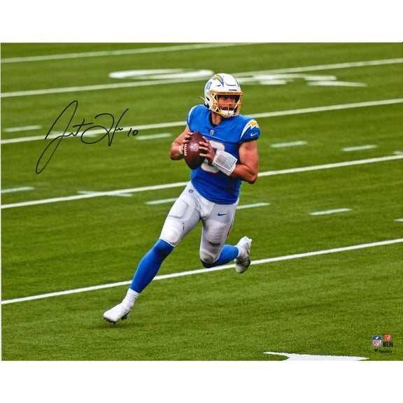 Justin Herbert Los Angeles Chargers Autographed 16" x 20" Looking to Pass Photograph - Fanatics Authentic Certified