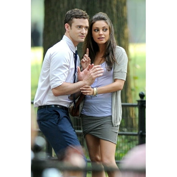 Justin Timberlake Mila Kunis On Location For Friends With Benefits Film Shoot Central Park New York Ny July 21