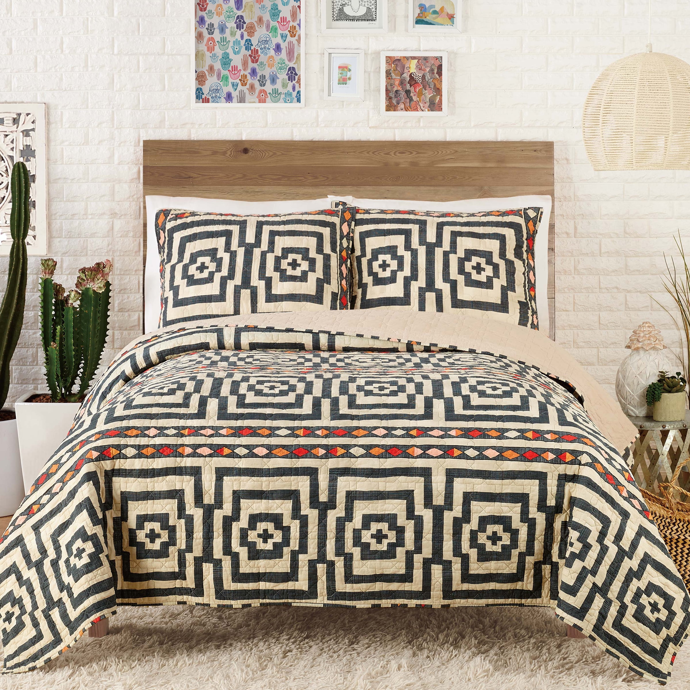Hypnotic Black and Beige Cotton Twin Quilt Set with Sham