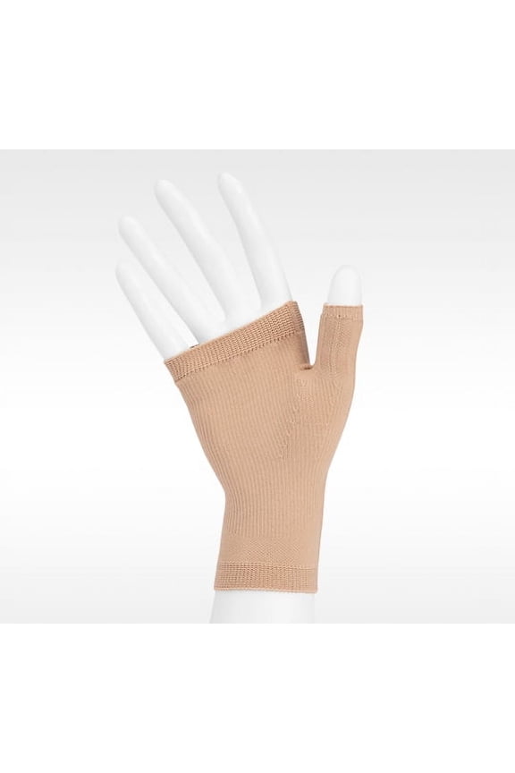 Soft Seamless Gauntlet 30-40 mmHg, Soft, Seamless Gauntlet, Right Beige