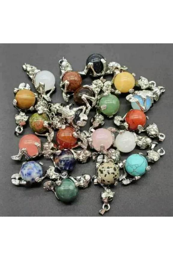 10pcs Mixe Natural Stone Gems Skull Pendants Magic Charak Reiki Healing Amulet