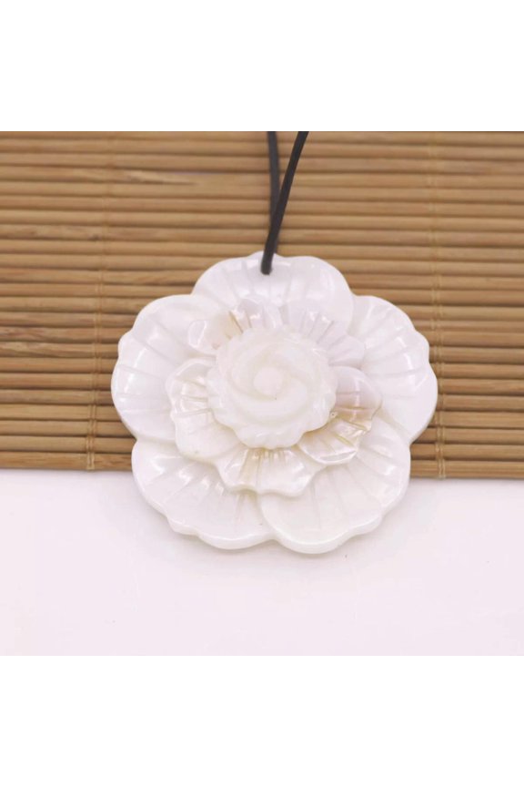 45mm Natural White Shell Flower Mother of Pearl For Pendant Making Crafts