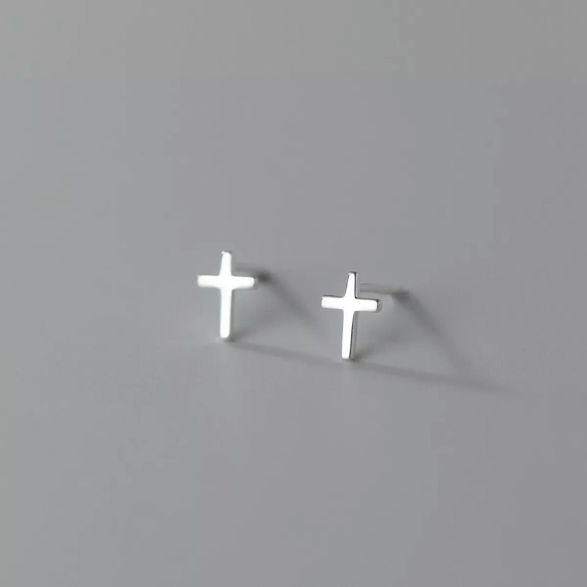 XoA&TT Cross Earrings 16pcs/lot 316L Stainless Steel Cross Stud 並行輸入品 XoA\u0026TT Cross Earrings 16pcs&frasl;lot 316L Stainless Steel Cross Stud