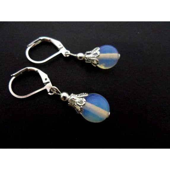K-KED A PAIR OF PRETTY 10MM OPALITE SILVER PLATED DANGLY LEVERBACK HOOK EARRINGS NEW