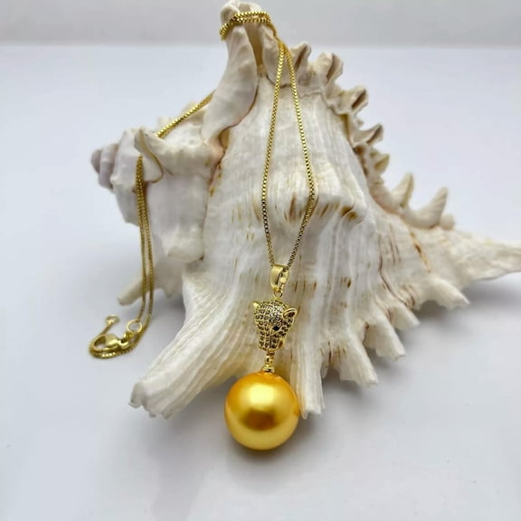 K-KED Amazing Aaa + 16mm Golden Leopard's Head Shell Pearl Pendant Necklace 18