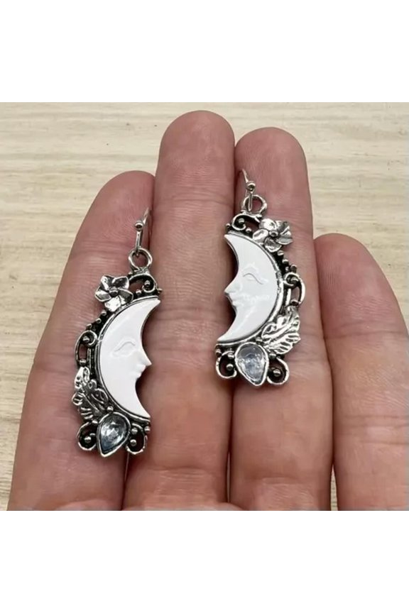 Exquisite Moon Face Flower Leaf Design with Blue Shiny Zircon Decor Dangle New