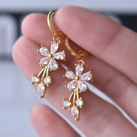 K-KED Fashion Gold Flower Zircon Ear Drop Earrings Women Wedding Delicate Jewelry Gifts A Pair-White
