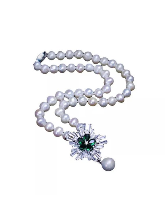 Natural 8-9mm white Freshwater Pearl Necklace CZ pendant