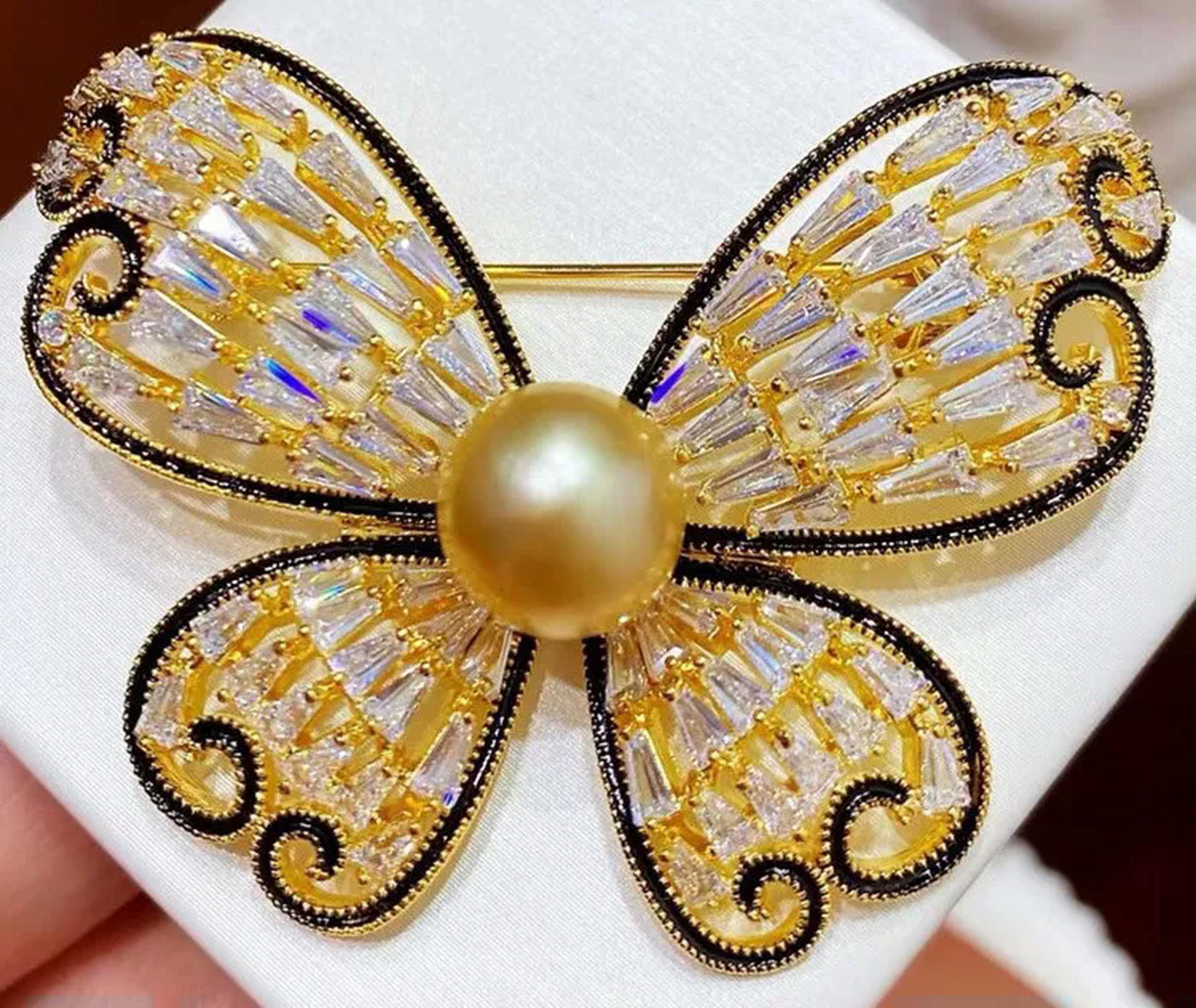 K-KED Natural 9-10mm Gold Pearl Crystal Butterfly Brooches 18KGP For ...
