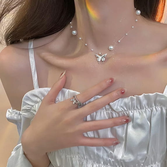 K-KED Pearl Butterfly Pendant Necklace Women Metal Butterfly Twist Collarbone Chain-_