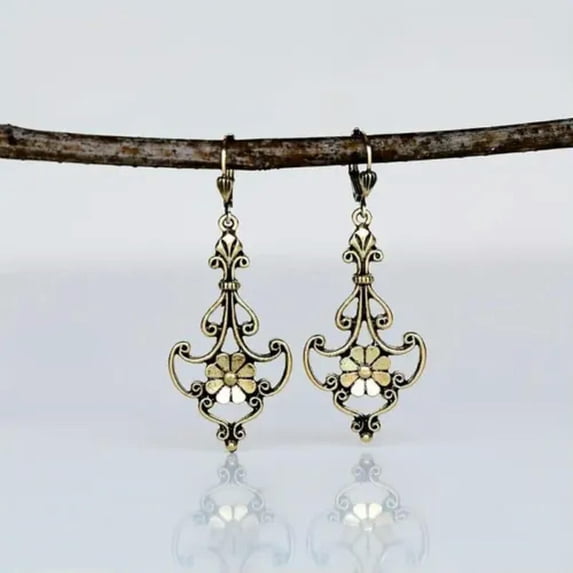 K-KED Retro Boho Women Hollow Flower Design Dangle Earrings Alloy Delicate Jewelry Holiday Gift