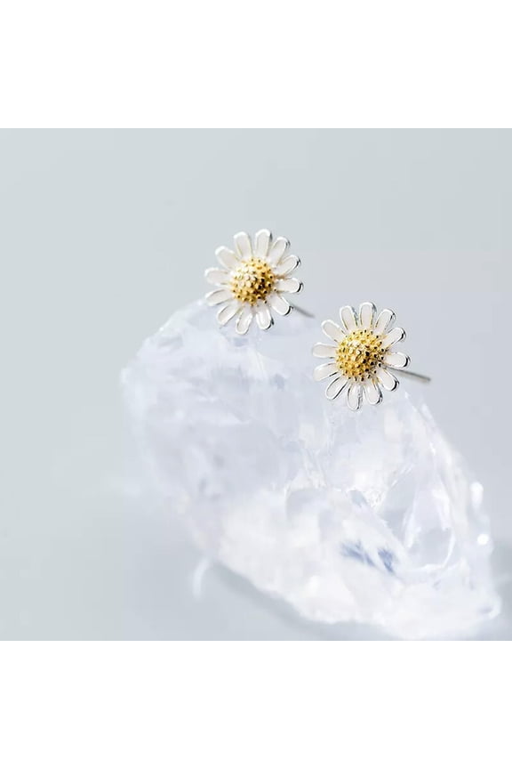 Solid 925 Sterling Silver Small Daisy Flower Stud Earrings