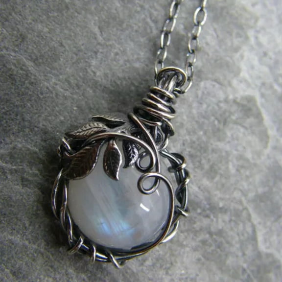 K-KED Vintage Style Fake Moonstone Leaf Pendant Necklace for Women Party Delicate Jewelry Gift-02# Round