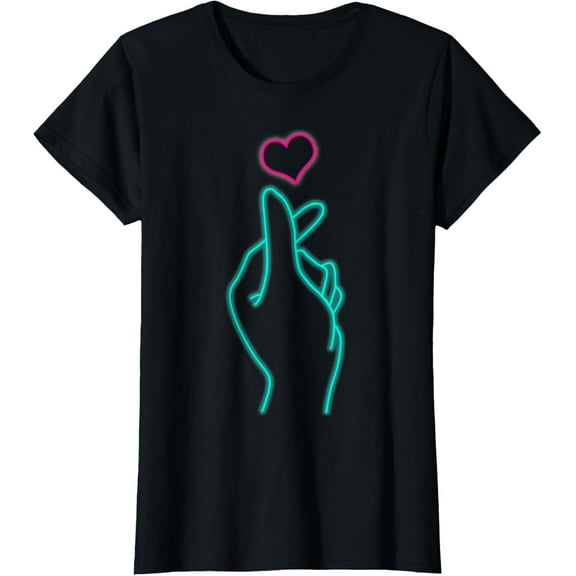 K-Pop Heart Hand Symbol K-Drama Gift T-Shirt
